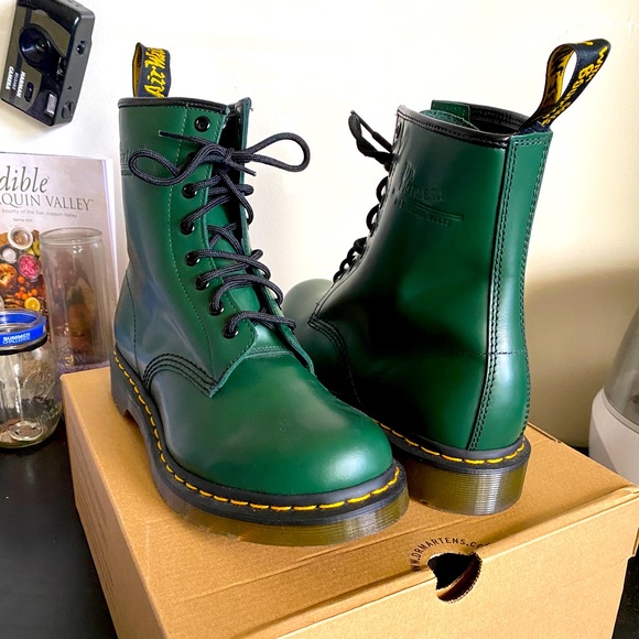 Dr. Martens Shoes - Doc Marten Boots